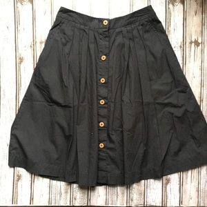 NWOT Eshatki Button Up skirt